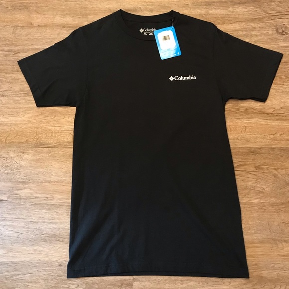 Sold- Columbia Graphic Tee Bear - Picture 4 of 8